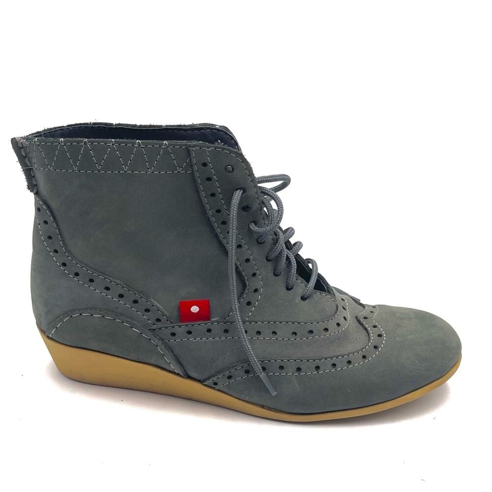 OLIBERTE Lalina Micro Wedge Ankle Boots Brogue Light Grey Leather upper SIZE 9